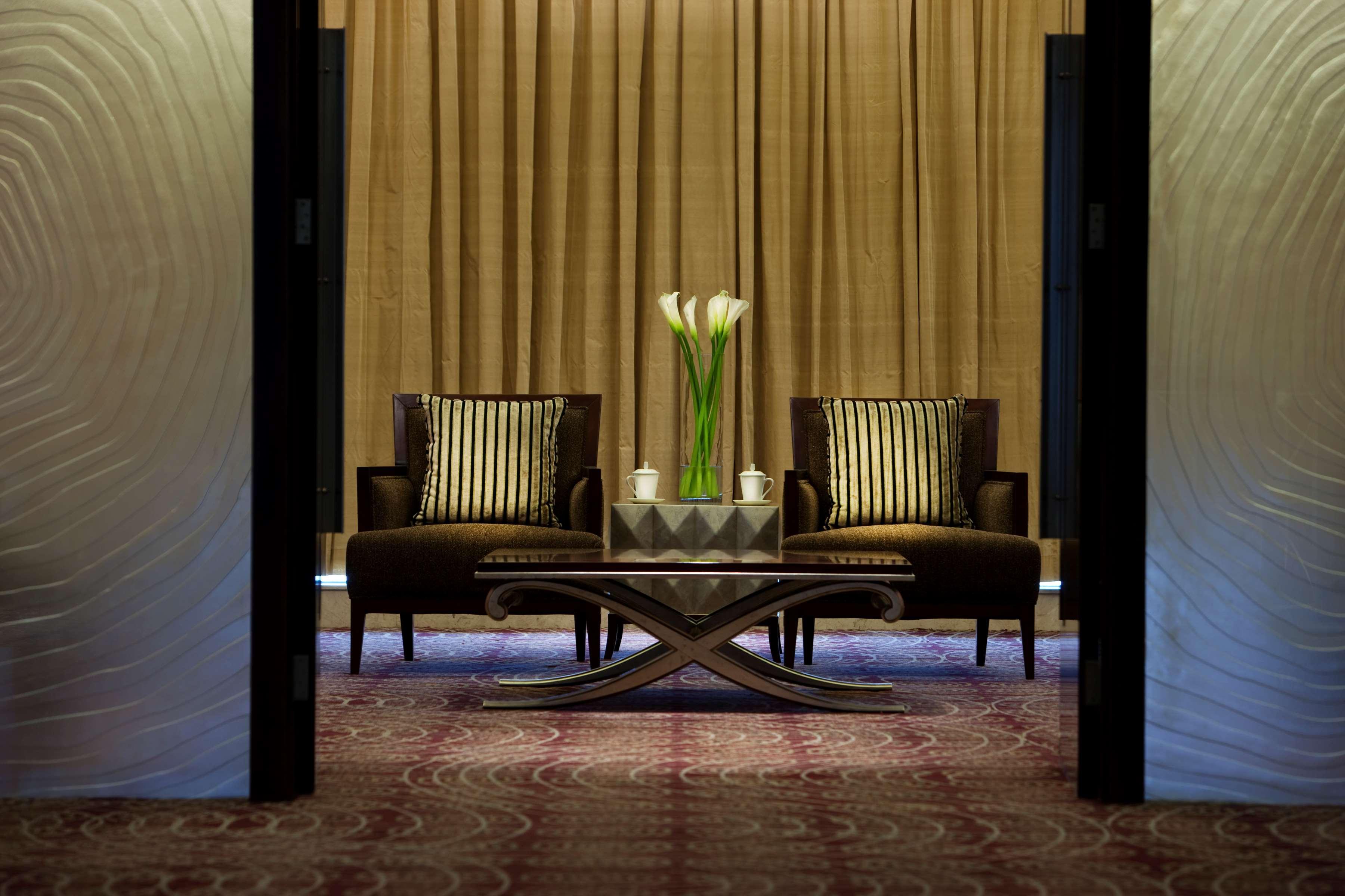 Отель Radisson Тяньцзинь Экстерьер фото